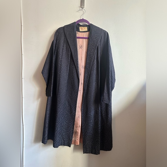 Vintage cee dee 60’s silk evening coat. One size. So good. - Picture 4 of 8